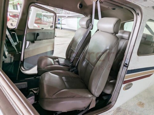 Cessna 172SP Millennium Skyhawk (2000) - D-ETLG : Le Classique Moderne, Équipé IFR – Image 5