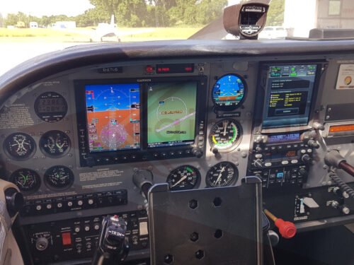 Cessna 172SP Millennium Skyhawk (2000) - D-ETLG : Le Classique Moderne, Équipé IFR – Image 8
