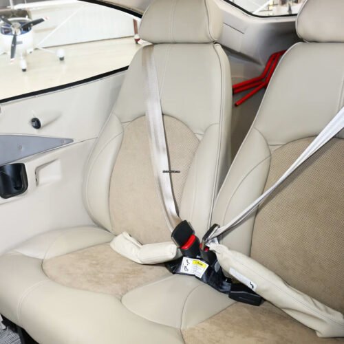 Cessna 182T Skylane (2023) – N4UY : Monomoteur Quasi Neuf pour des Voyages Inoubliables