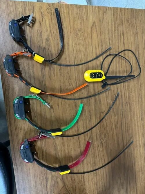 Système GPS Dogtra Pathfinder avec 04 colliers dont 02 mini et une antenne de toit  (OCCASION) – Image 4