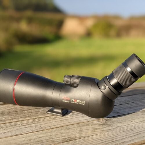 Kowa sport optics nature TSN-883 Black Edition avec une oculaire TE-11WZ 25-60x et un stay-on-case néoprène noir (OCCASION)