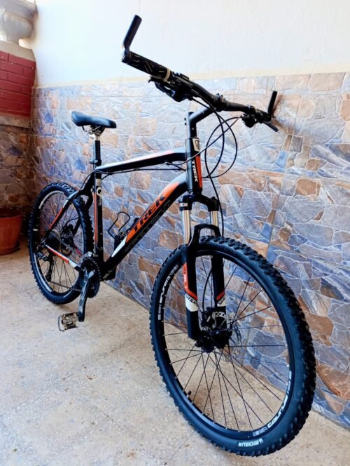 Vélo VTT Trek de 26 pouces en taille XL (OCCASION)