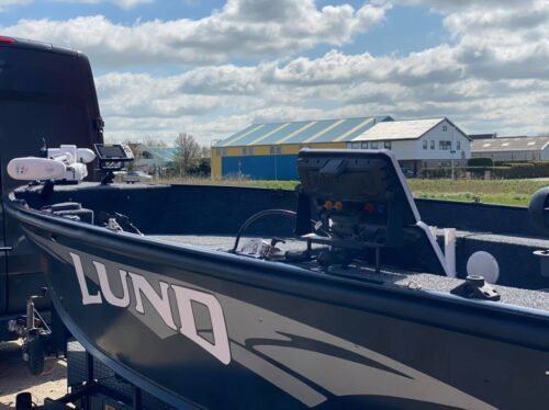 2x LOWRANCE HDS-12 Live, MINN KOTA RIPTIDE – Image 3
