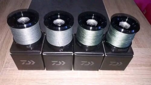 Lot de 4 moulinets Daiwa 19 Emblem 45 SCW QD avec bobines et boîtes – Image 2