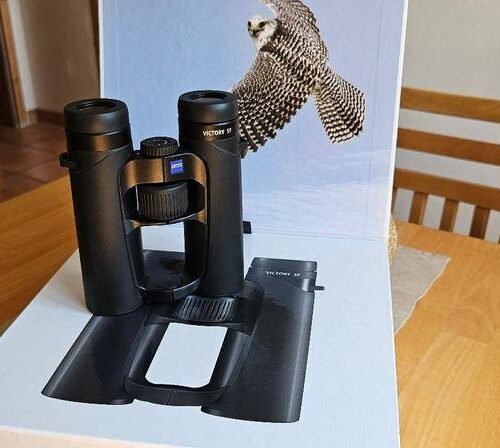 Jumelles Zeiss Victory SF 8x32