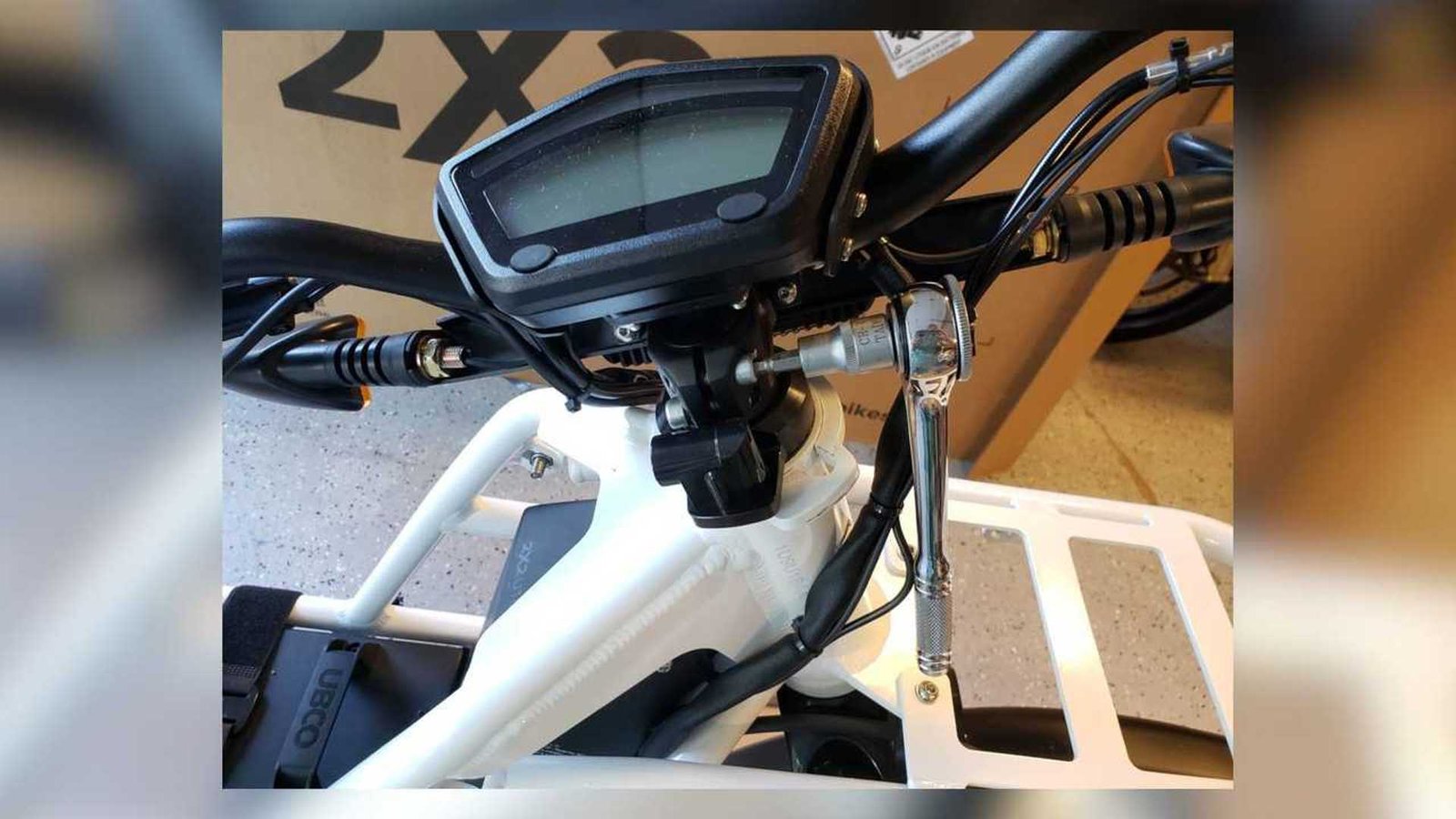 UBCO 2x2 Adventure – Moto Électrique 2WD (Transmission Intégrale) – Image 6