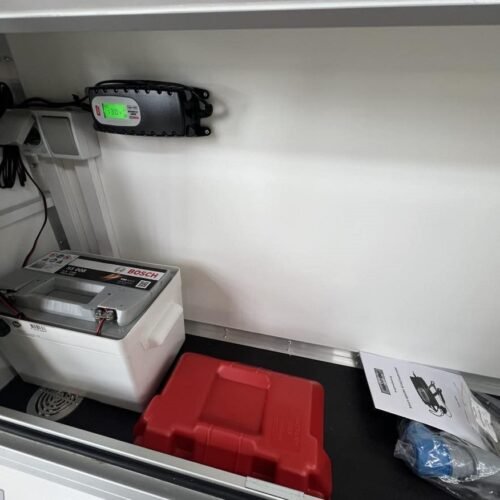 Pack Énergie Expédition – Batterie AGM 50Ah + Chargeur Intelligent